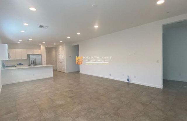 5 Bedroom, 3 Bath Home in Secluded Neighborhood! Gallery 4