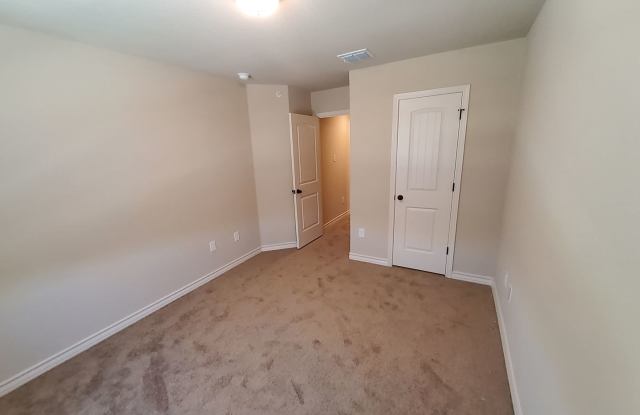 6326 Luglio Lane #102, San Antonio, TX. 78233 Gallery 4