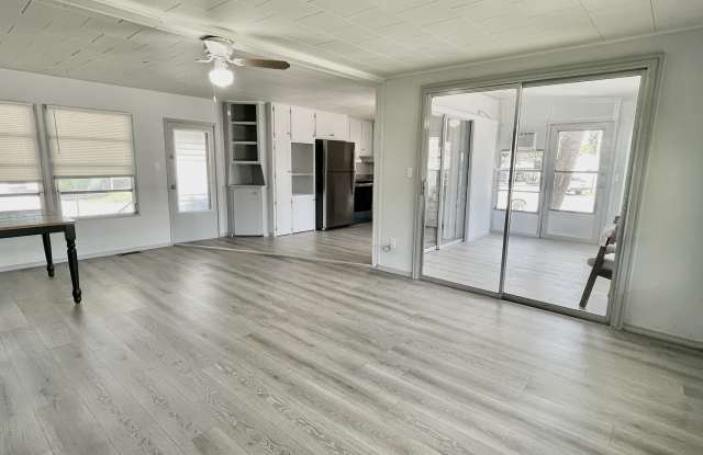 249 Jasper St photos photos