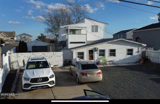 1712 Binnacle Road - 1712 Binnacle Road, Forked River, NJ 08731