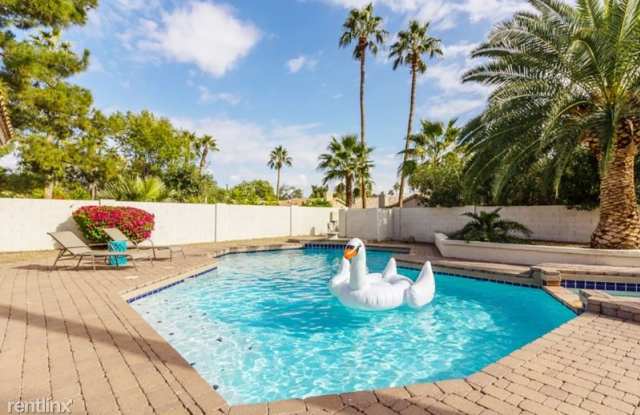 12537 N 76th Pl - 12537 North 76th Place, Scottsdale, AZ 85260