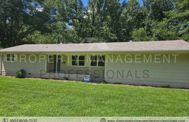 Plenty of space to roam and call home! photos photos