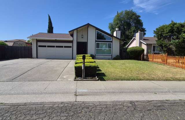 Beautifully maintained, Suisun City 3-bedroom, 2-bath home showcasing true pride of ownership! - Close to TAFB photos photos