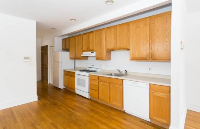 5934 North Winthrop Gallery 2