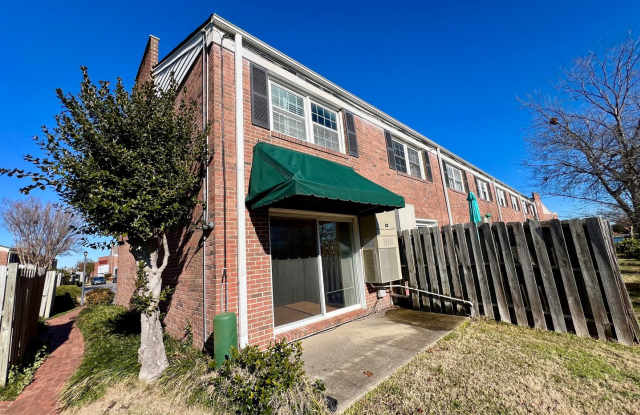 ***Waterfront Condo W/S/T INCLUDED! photos photos