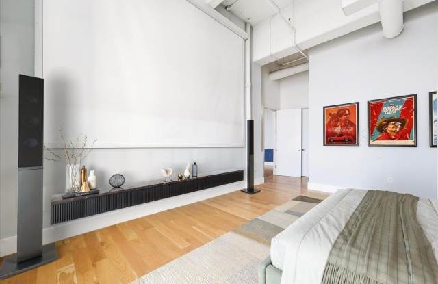 50 DEY ST Gallery 4