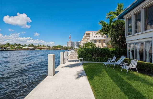 561 Bayshore Drive photos photos