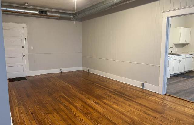 116 North Lincoln Boulevard photos photos