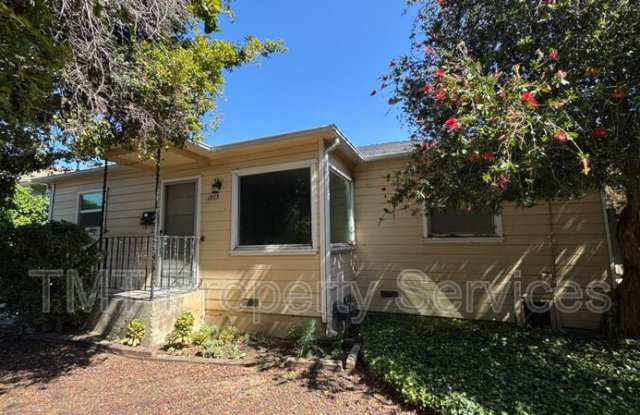 1273 Ella Street photos photos