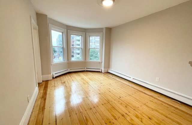 3 Bed - 1000sqFt - Mission Hill photos photos 3 Bed - 1000sqFt - Mission Hill photos photos