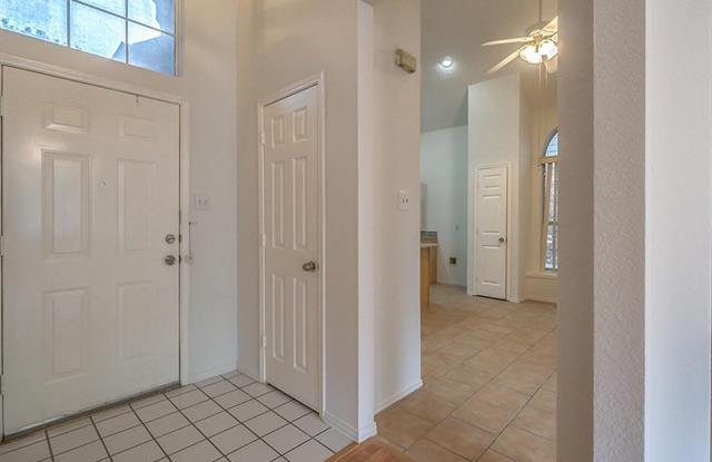 2201 Walden Place Gallery 4
