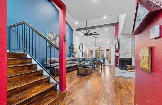 4210 PICASSO DRIVE Gallery 4