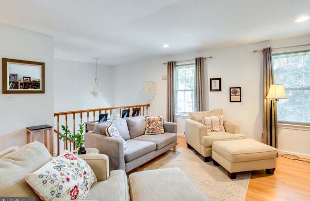 8003 MATT COURT Gallery 3