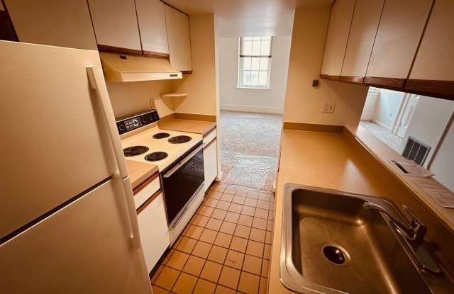 Washington Hall, One Bedroom, Downtown Loft Apartment photos photos