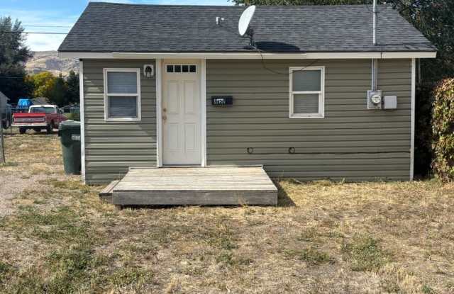 Great Single-Family Property. One Bedroom One Bathroom Gallery 1