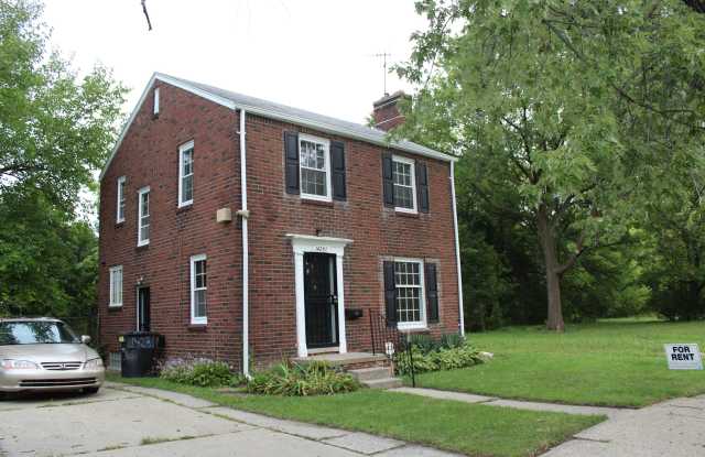 14281 Wilfred Street Gallery 2