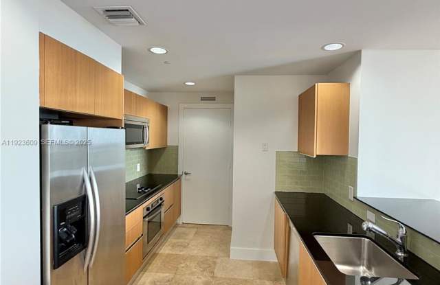 1060 Brickell Avenue photos photos