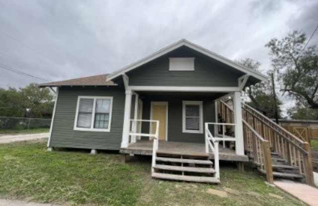 501 W Avenue D unit: A photos photos 501 W Avenue D unit: A photos photos