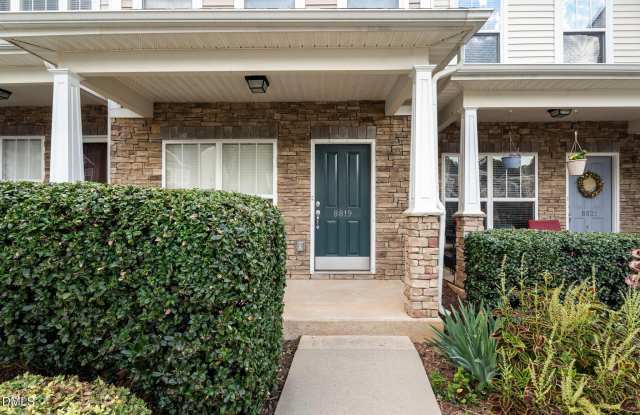 8819 Orchard Grove Way Gallery 3