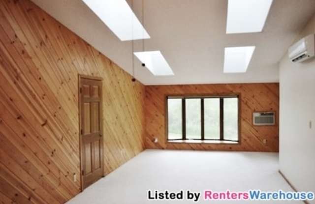 3355 Hunter Drive Gallery 3