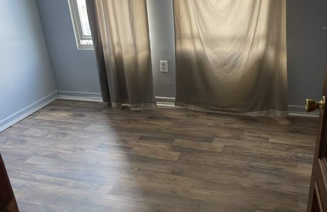 33 Pond Way photos photos