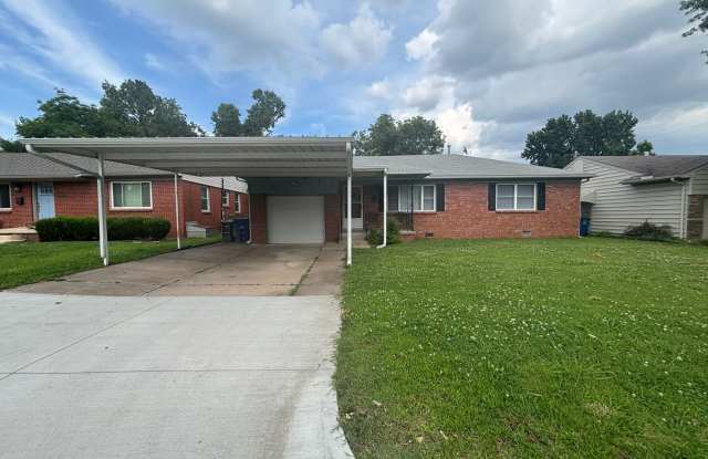 Adorable 3 bed, 1 bath, 1 car midtown bungalow photos photos