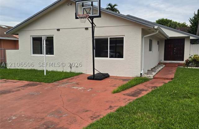 3459 SW 113th Ct Gallery 1