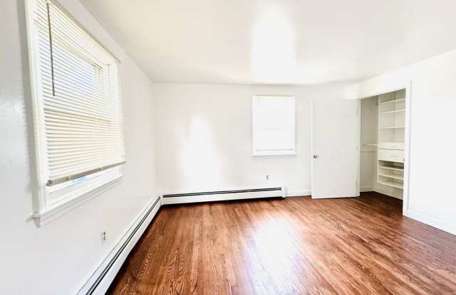 Beautifully Renovated 3-Bedroom Single-Family Home | Large Back Deck | Off-Street Parking Gallery 4