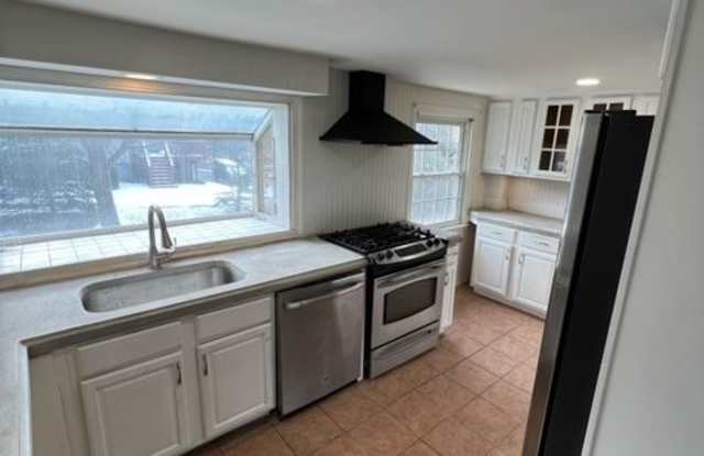 349 Powerville Road photos photos