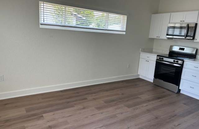 *NEW Build! Centrally located 1/1. Gallery 3