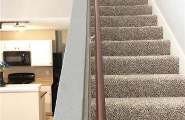5214 Wyndham Court Gallery 2