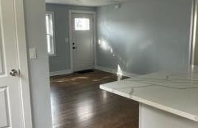 341 Macarthur Avenue Gallery 2