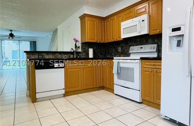 1503 Veracruz Ln Gallery 3