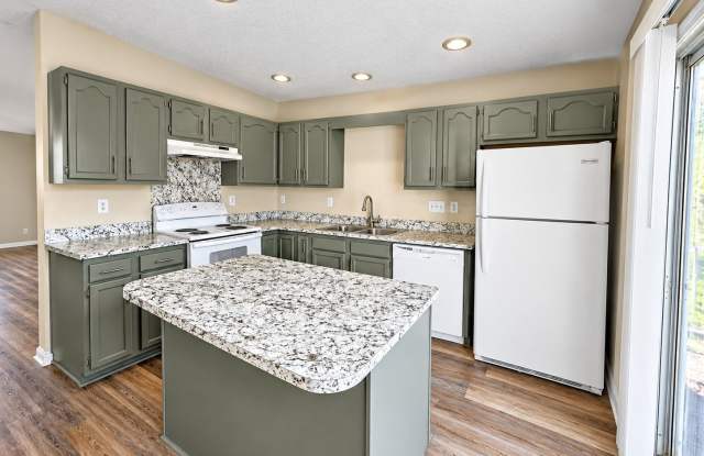 3103 Brockhampton Ct Gallery 2