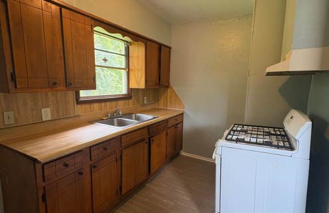 Adorable 2 bedroom/1 bath home Gallery 3