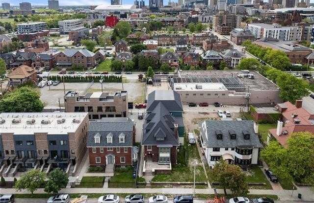240 Mack Avenue photos photos