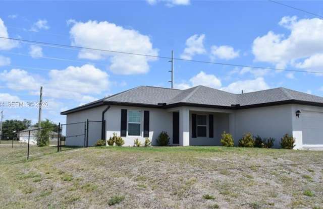 117 23rd Ter - 117 Northwest 23rd Terrace, Cape Coral, FL 33993 117 23rd Ter - 117 Northwest 23rd Terrace, Cape Coral, FL 33993