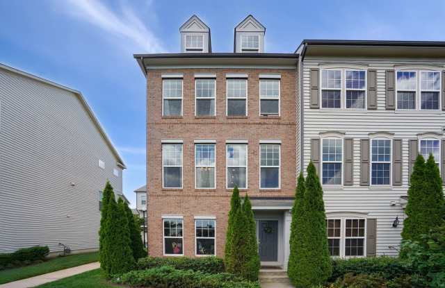 Welcome to this beautifully maintained 3-bedroom, 3.5-bath townhome in the desirable Blackburn community of Manassas. photos photos Welcome to this beautifully maintained 3-bedroom, 3.5-bath townhome in the desirable Blackburn community of Manassas. photos photos