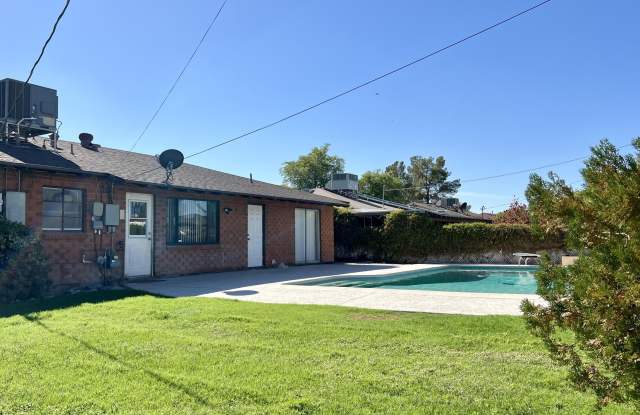 8156 E MITCHELL Drive - 8156 East Mitchell Drive, Scottsdale, AZ 85251