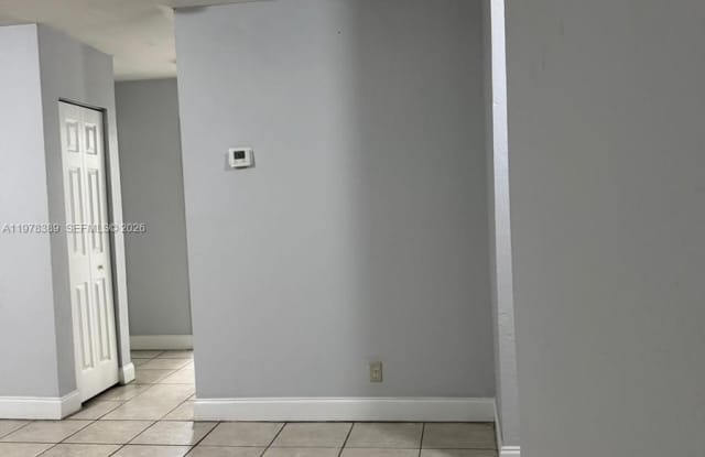 4251 NW 5th St - 4251 Northwest 5th Street, Plantation, FL 33317