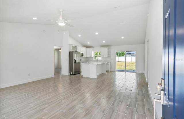 4994 SW 166TH Loop Gallery 4