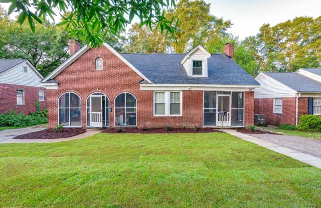 Pre-Leasing for the 27-28 School Year! - Live in the Heart of Shandon – Stylishly Renovated Duplex with Charm & Convenience Gallery 4