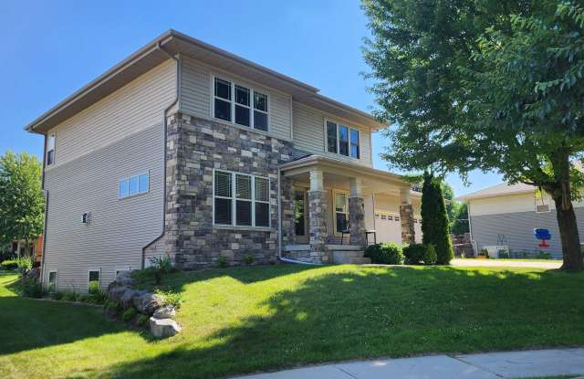 3110 Winter Park Place Gallery 1