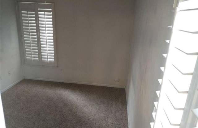 1517 Parks Avenue Gallery 4