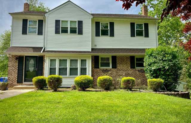 99 IVY AVENUE photos photos