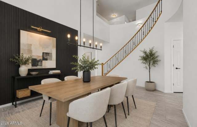 3119 W Pleasant Lane Gallery 3