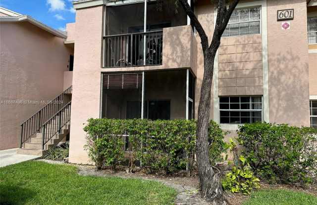 601 Cypress Lake Boulevard - 601 Cypress Lake Boulevard, Deerfield Beach, FL 33064