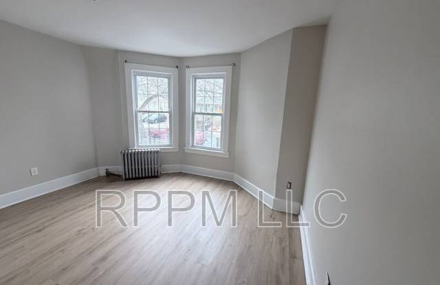 106 N 16th St #1 Gallery 4