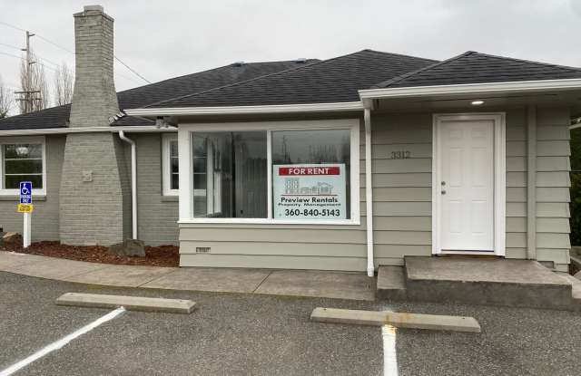 Just Renovated 3 Bedroom in Mount Vernon Gallery 1