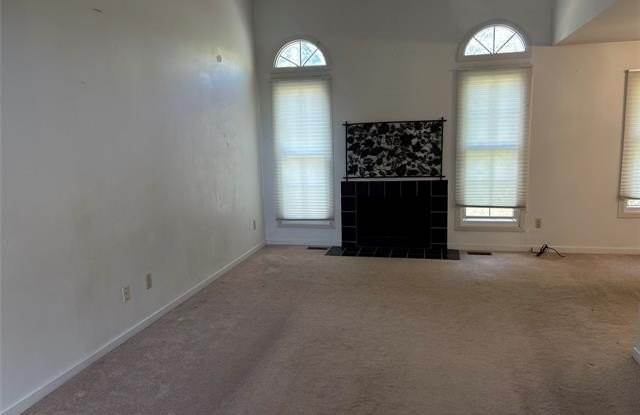 24251 Weathervane Court Gallery 3